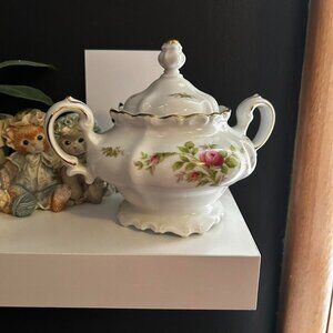 white floral sugar bowl with lid